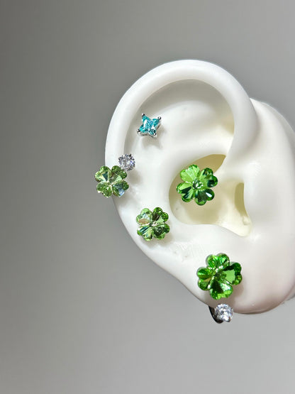 Sparkling Four-Leaf Clover Helix Stud Earring – Titanium Steel Cartilage Jewelry