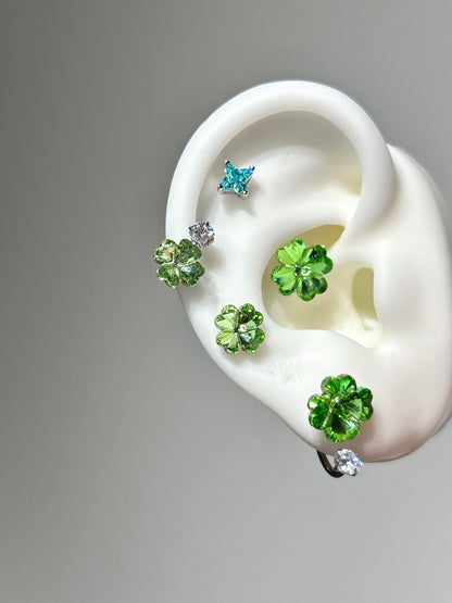 Sparkling Four-Leaf Clover Helix Stud Earring – Titanium Steel Cartilage Jewelry